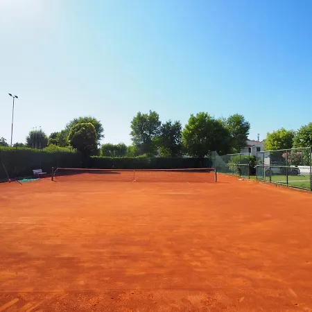 Hébergement de vacances Con Piscina A Due Passi Dal Mare Duna Verde